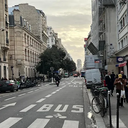 Апартаменты 休闲民宿 *